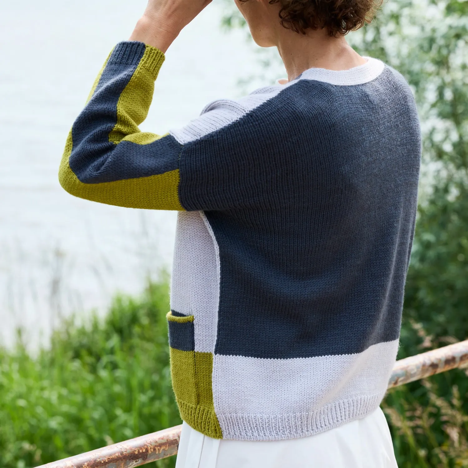 Rosy Green Wool Forest Crossing Strickanleitung Cardigan PDF Intarsien