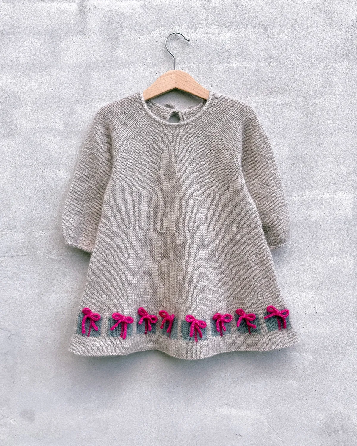 Knitting for Olive Christmas Morning Dress Anleitung deutsch 1-8J