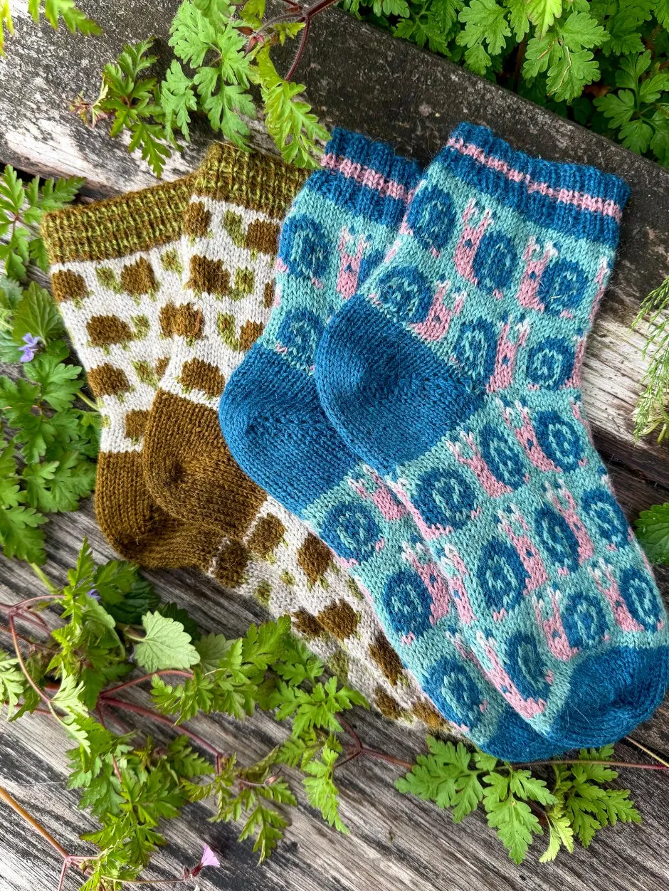John Arbon Tortoise Socks Strickkit Gr. 1 Colorwork