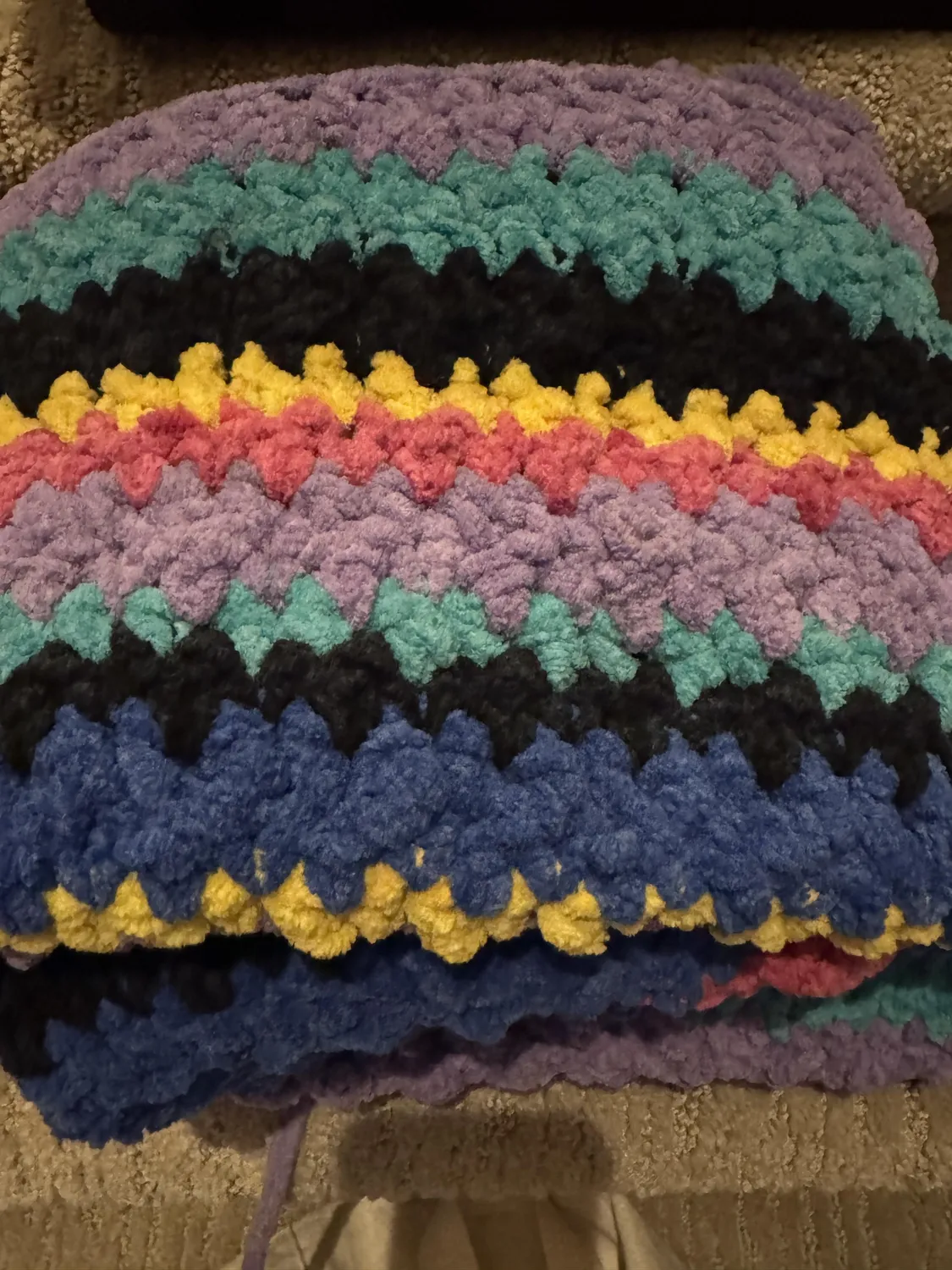 Bernat Blanket Patchwork Garn 300g Chenille Decken