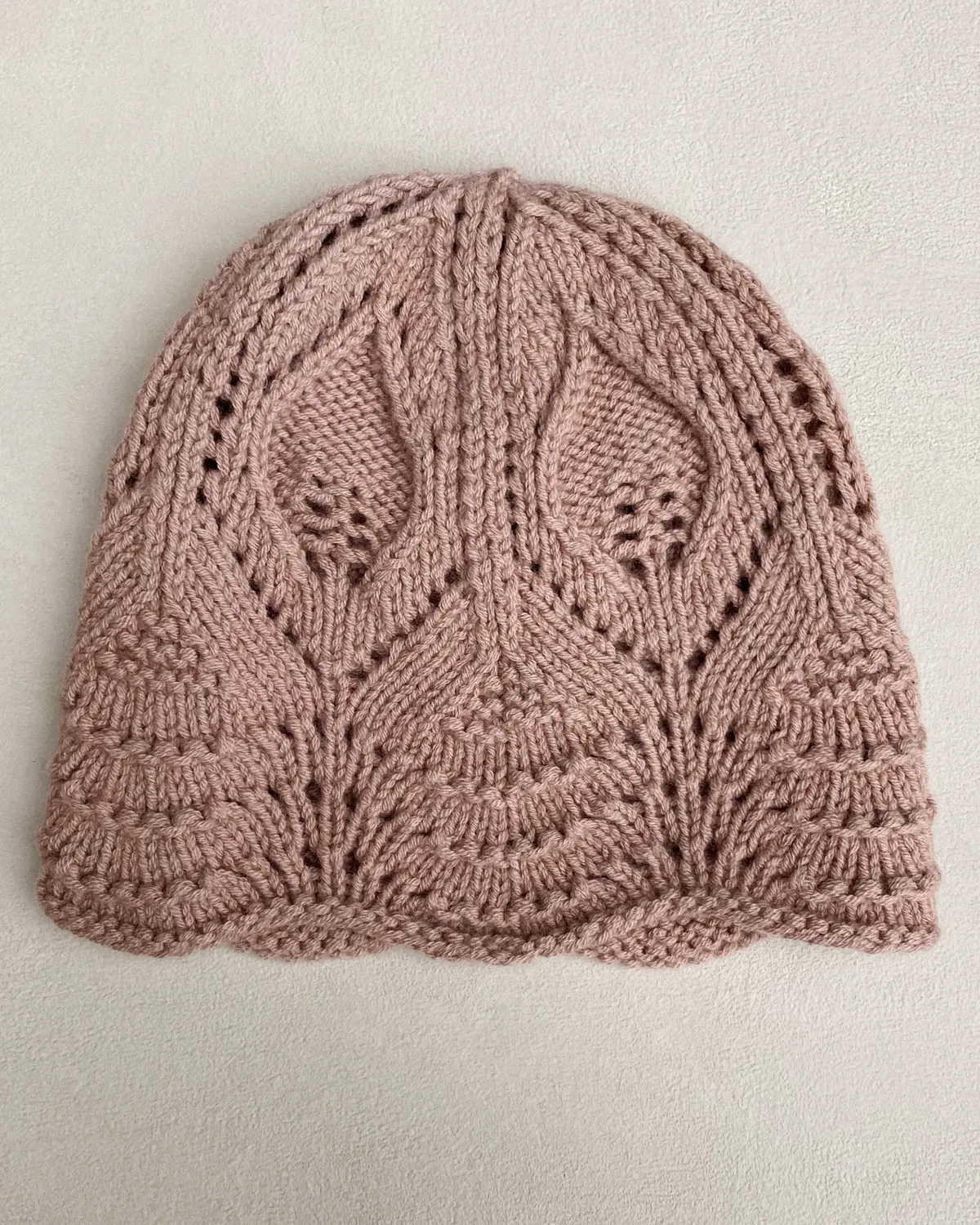Knitting for Olive Lace Beanie Anleitung Deutsch Mütze Lace