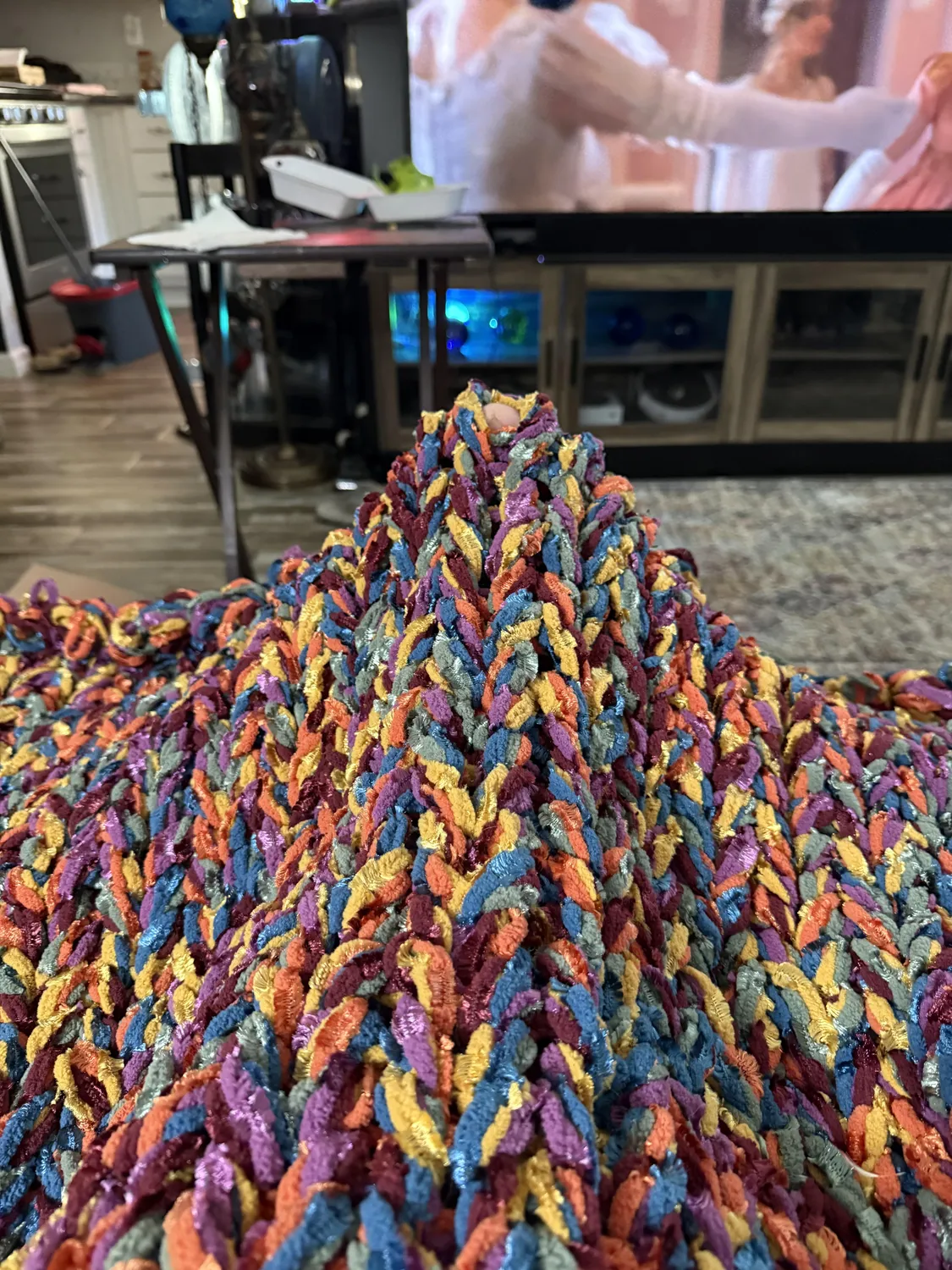 Bernat Blanket Matte & Shiny Chenillewolle 300g Glanzgarn Decke