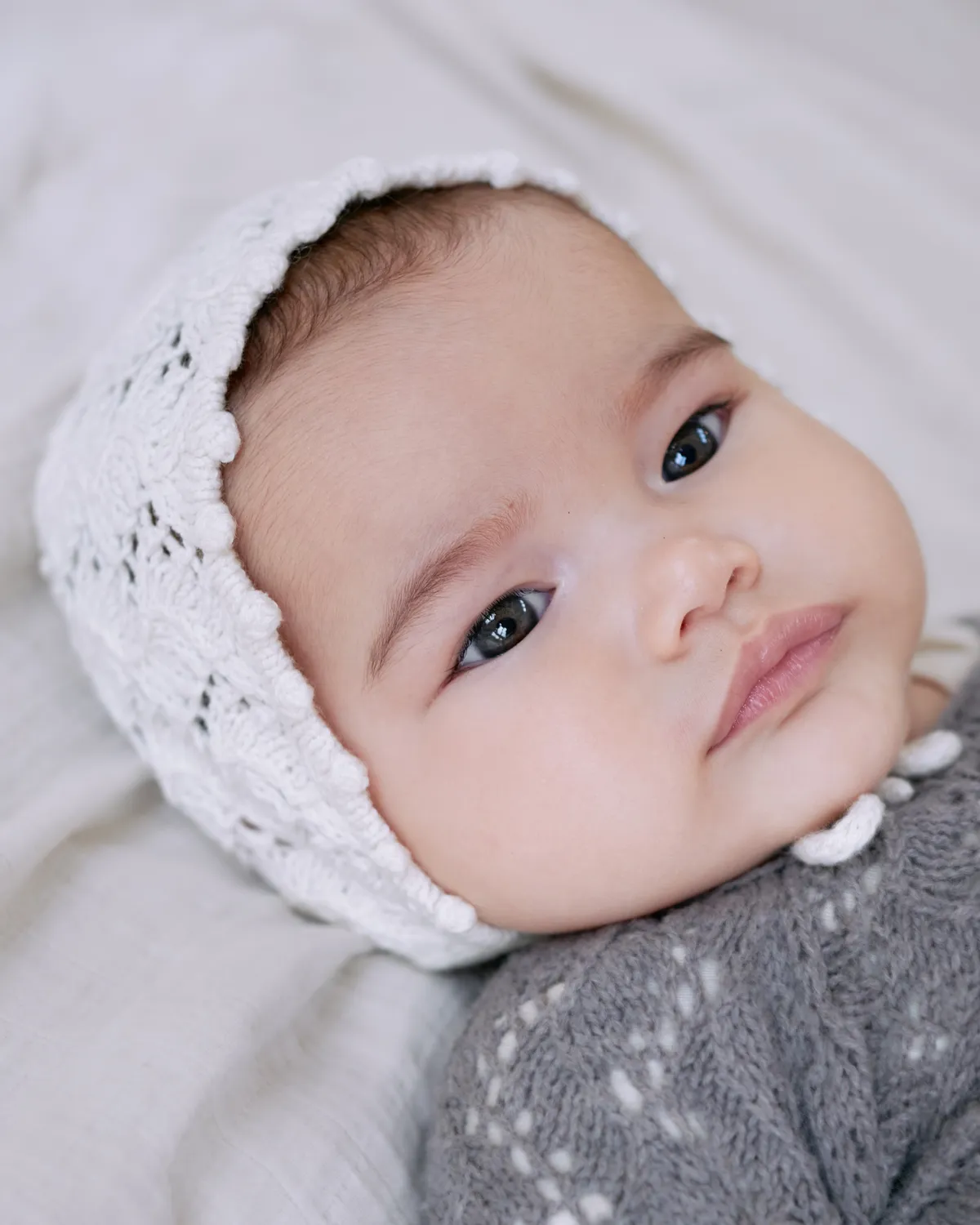Knitting for Olive Holly Bonnet Strickanleitung Preemie-18M Spitze