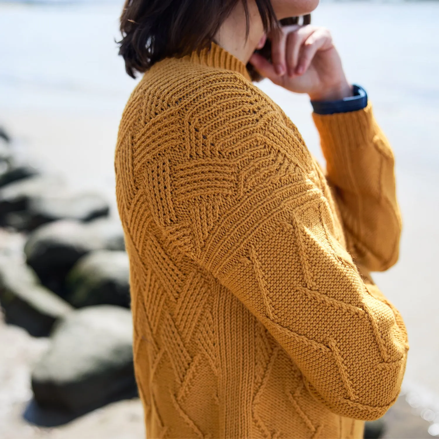 Rosy Green Wool Moments in Nature Pullover Anleitung Deutsch