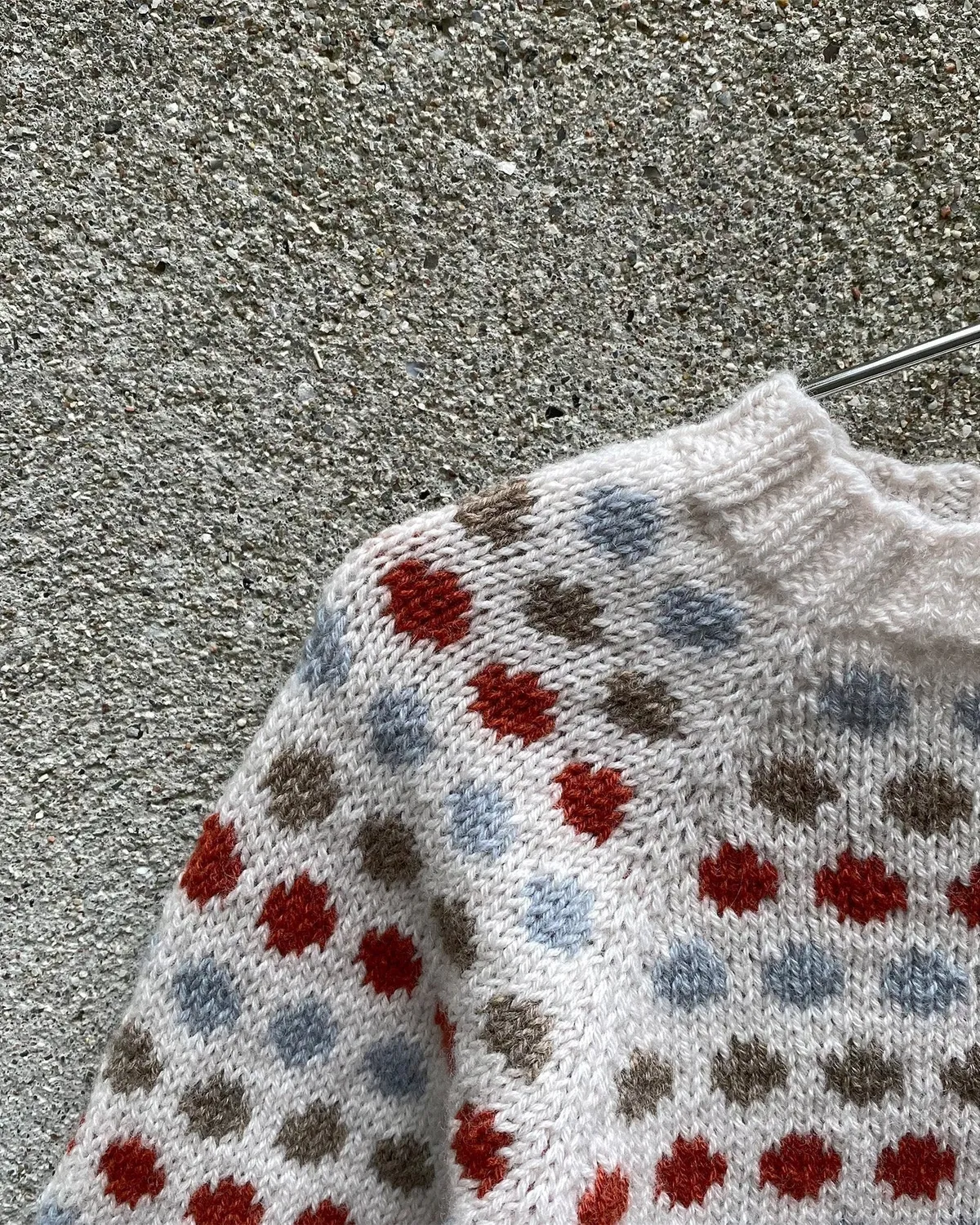 Knitting for Olive Dot Sweater Baby Strickanleitung 3-24 M