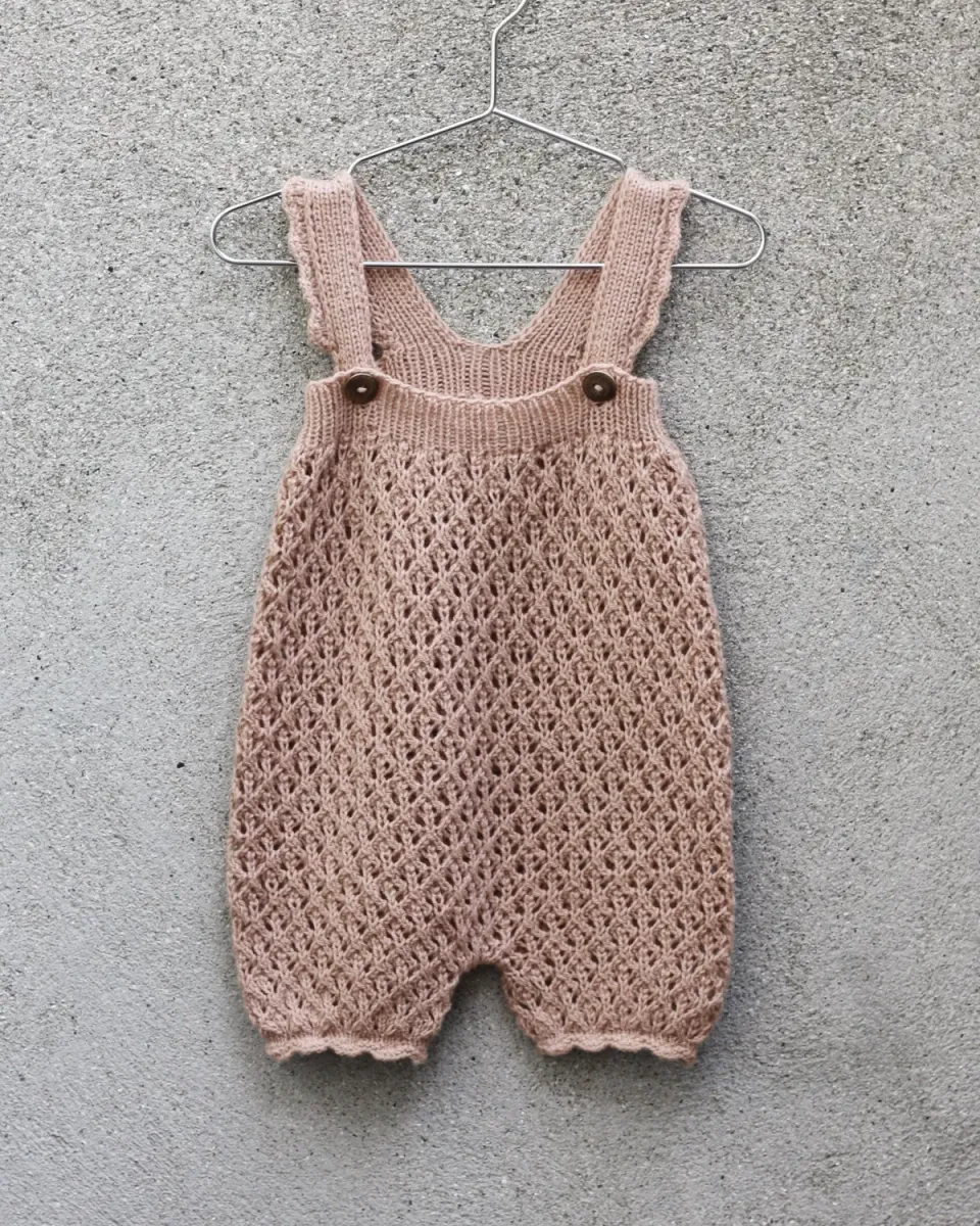 Knitting for Olive Uma SummerSuit Strickanleitung Deutsch Lochmuster