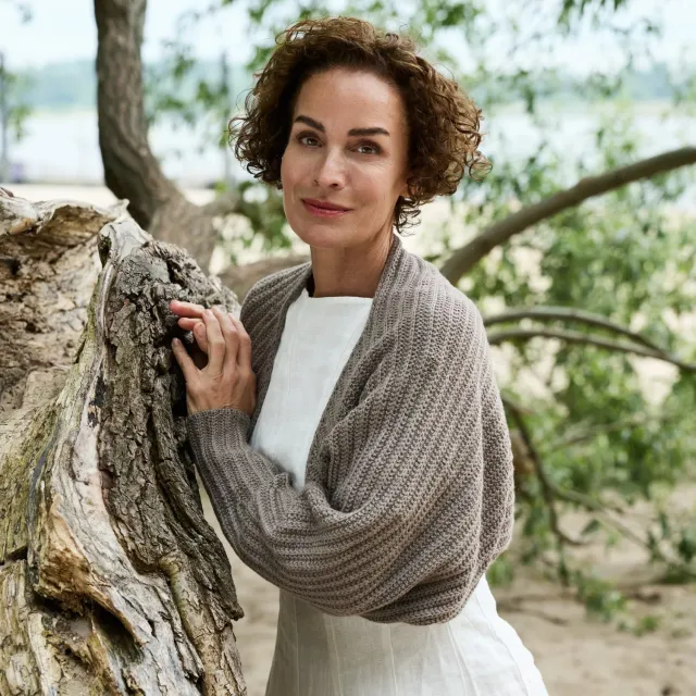 Rosy Green Wool Open Horizon Bolero Anleitung Deutsch Download