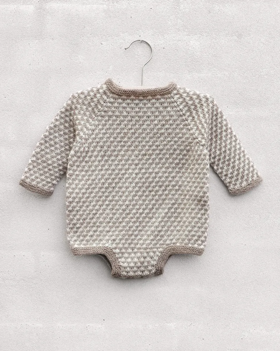Knitting for Olive Birke Romper Strickanleitung Baby deutsch