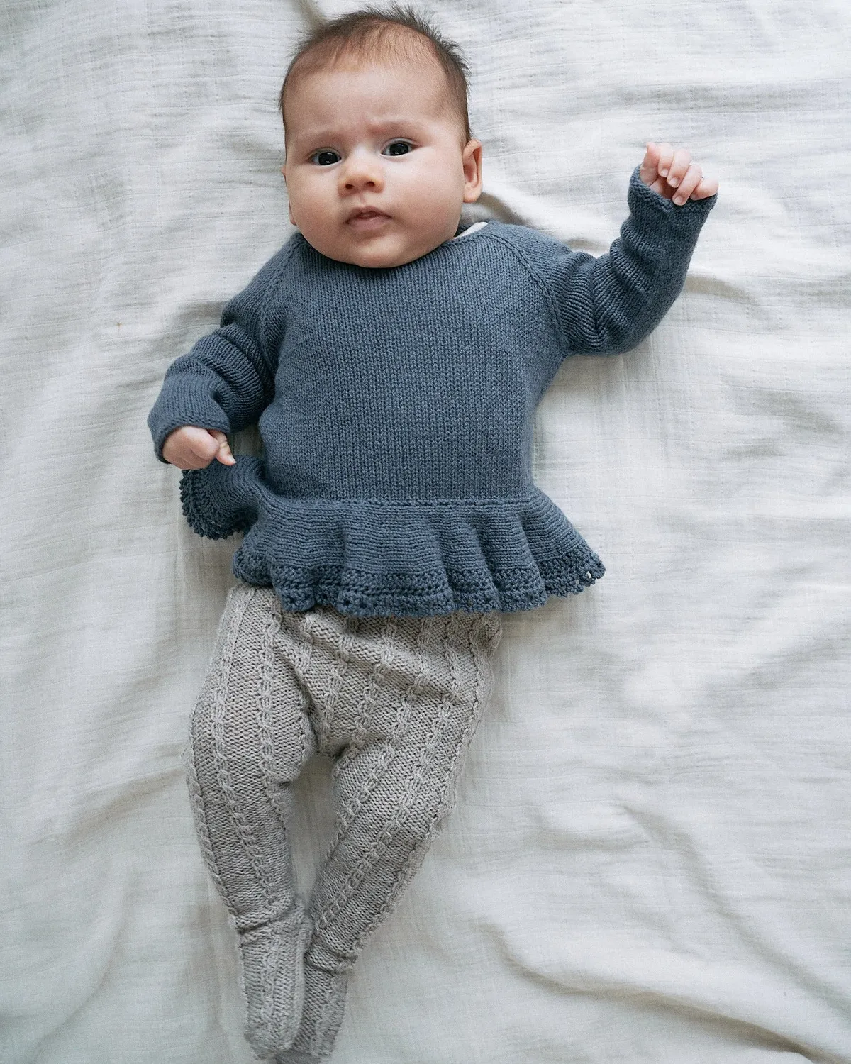 Knitting for Olive Agnes Blouse Anleitung Kinder Rüsche