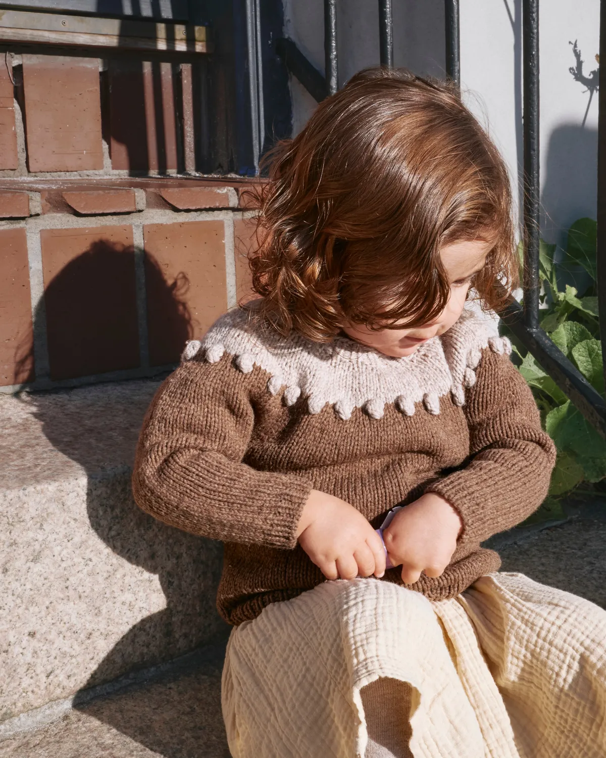 Knitting for Olive Pearls-on-a-string Strickanleitung Kinderpullover deutsch