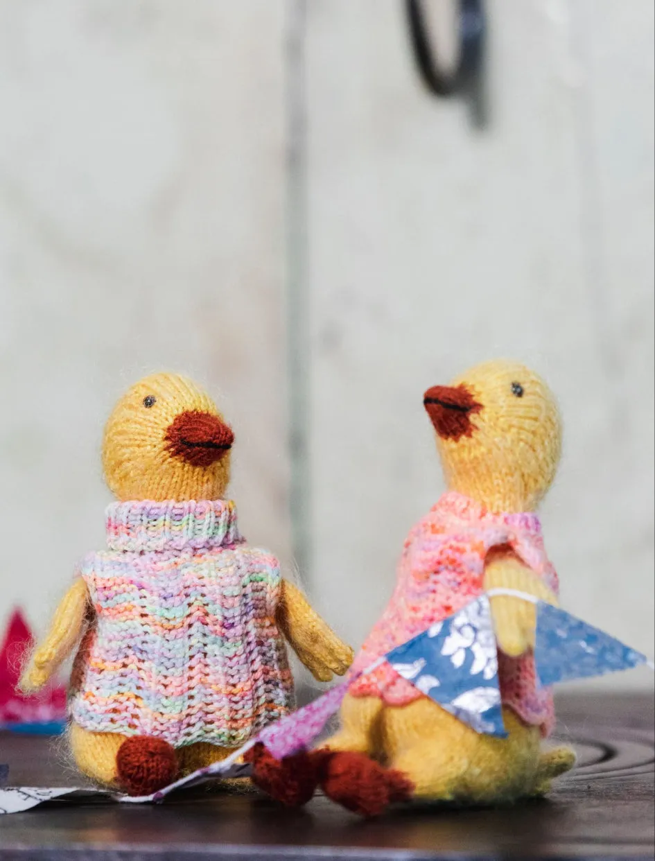 John Arbon Mouche and Friends Cinthia Vallet Strickbuch Tiere 12 Anleitungen