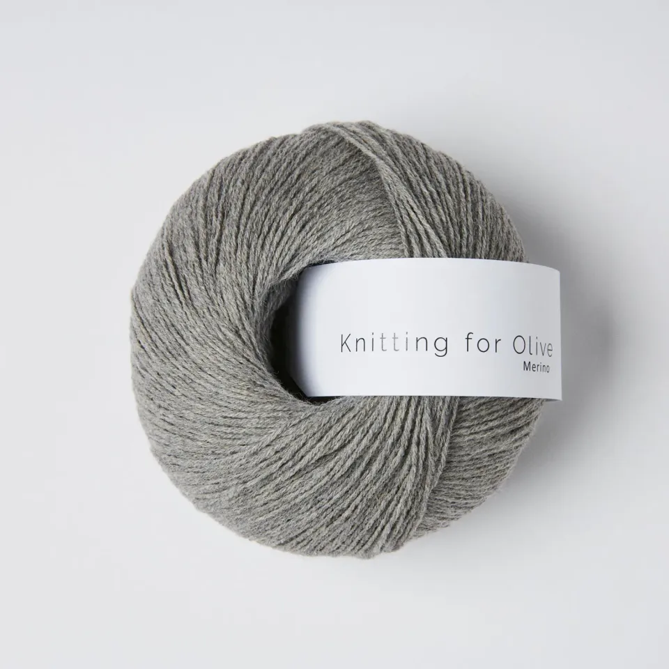 Knitting for Olive Merino Wolle Rainy Day 50g Fingering grau