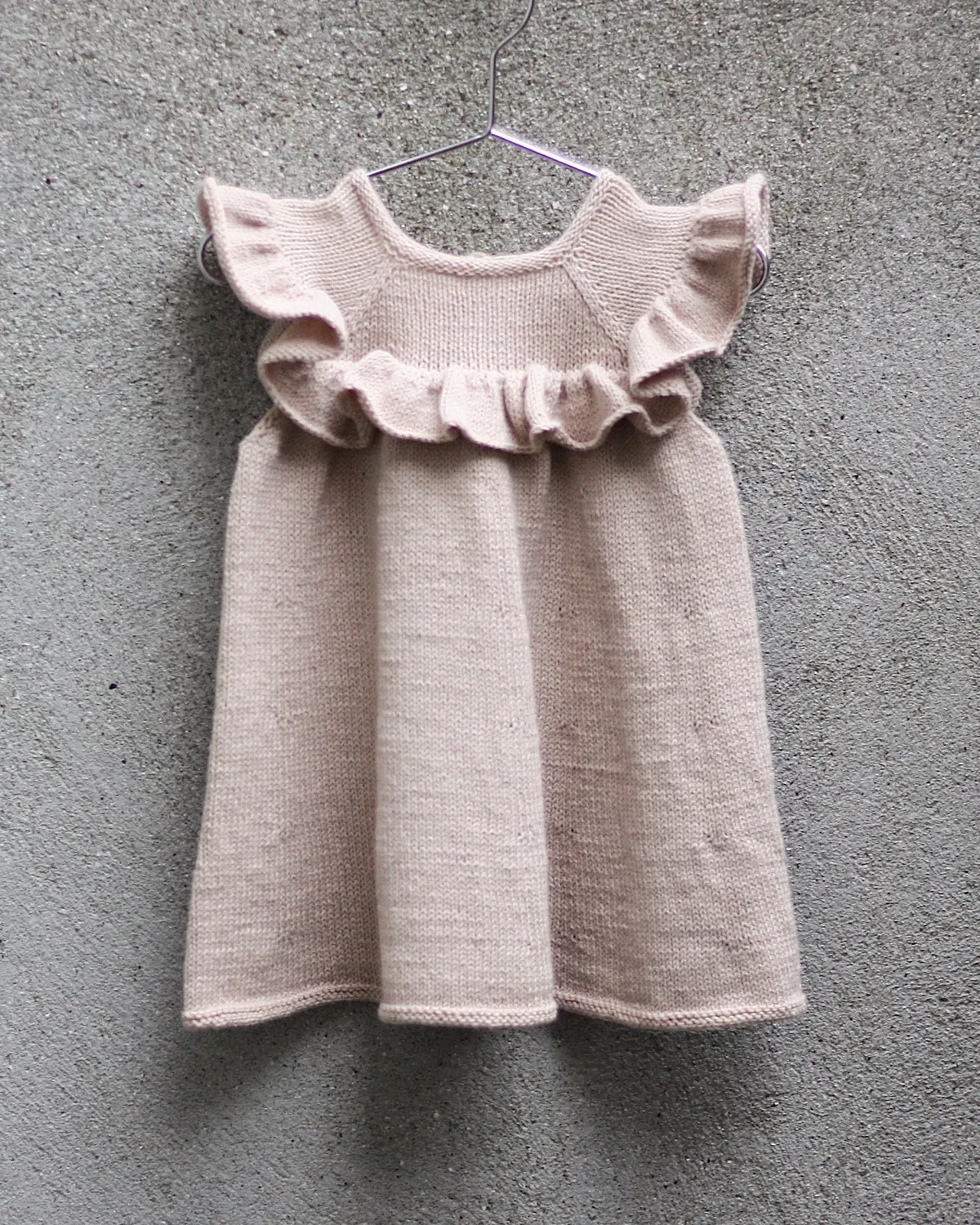 Knitting for Olive Ruffle Dress Strickanleitung Deutsch Top-down