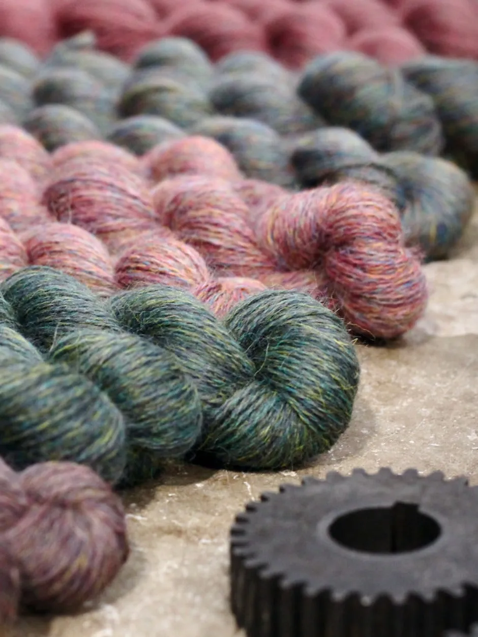 John Arbon Appledore Lace Strickwolle 50g Tweedy
