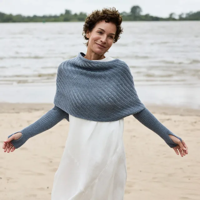 Rosy Green Wool Crossway Wrap Strickanleitung Ärmelschal PDF