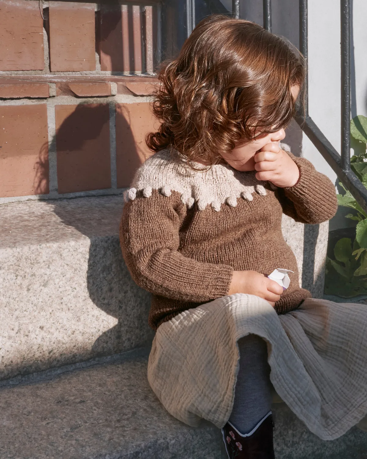 Knitting for Olive Pearls-on-a-string Strickanleitung Kinderpullover deutsch