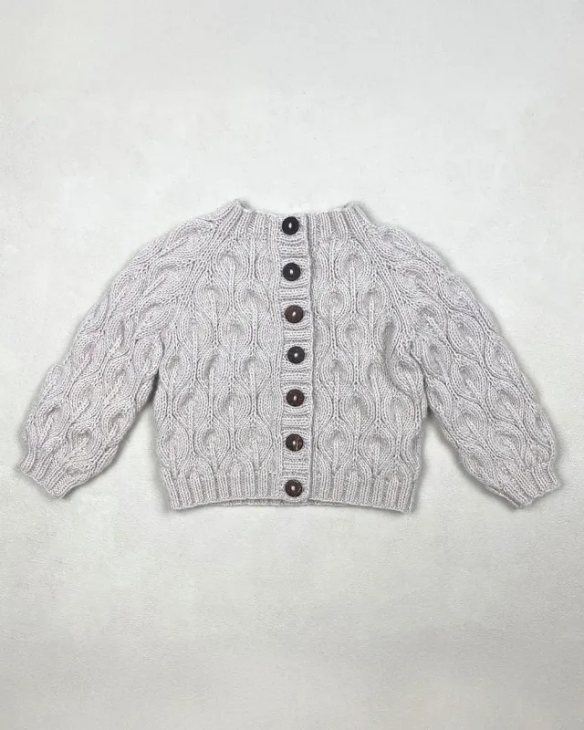 Knitting for Olive Olive Cardigan Baby Strickanleitung Lochmuster