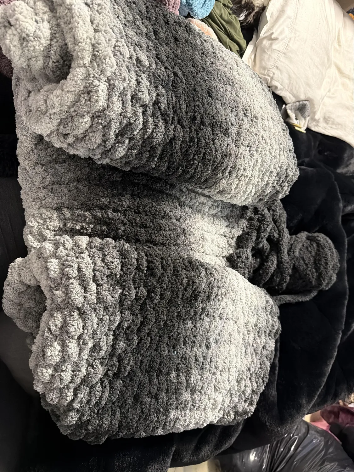 Bernat Blanket Extra Thick Garn 600g Farbverlauf