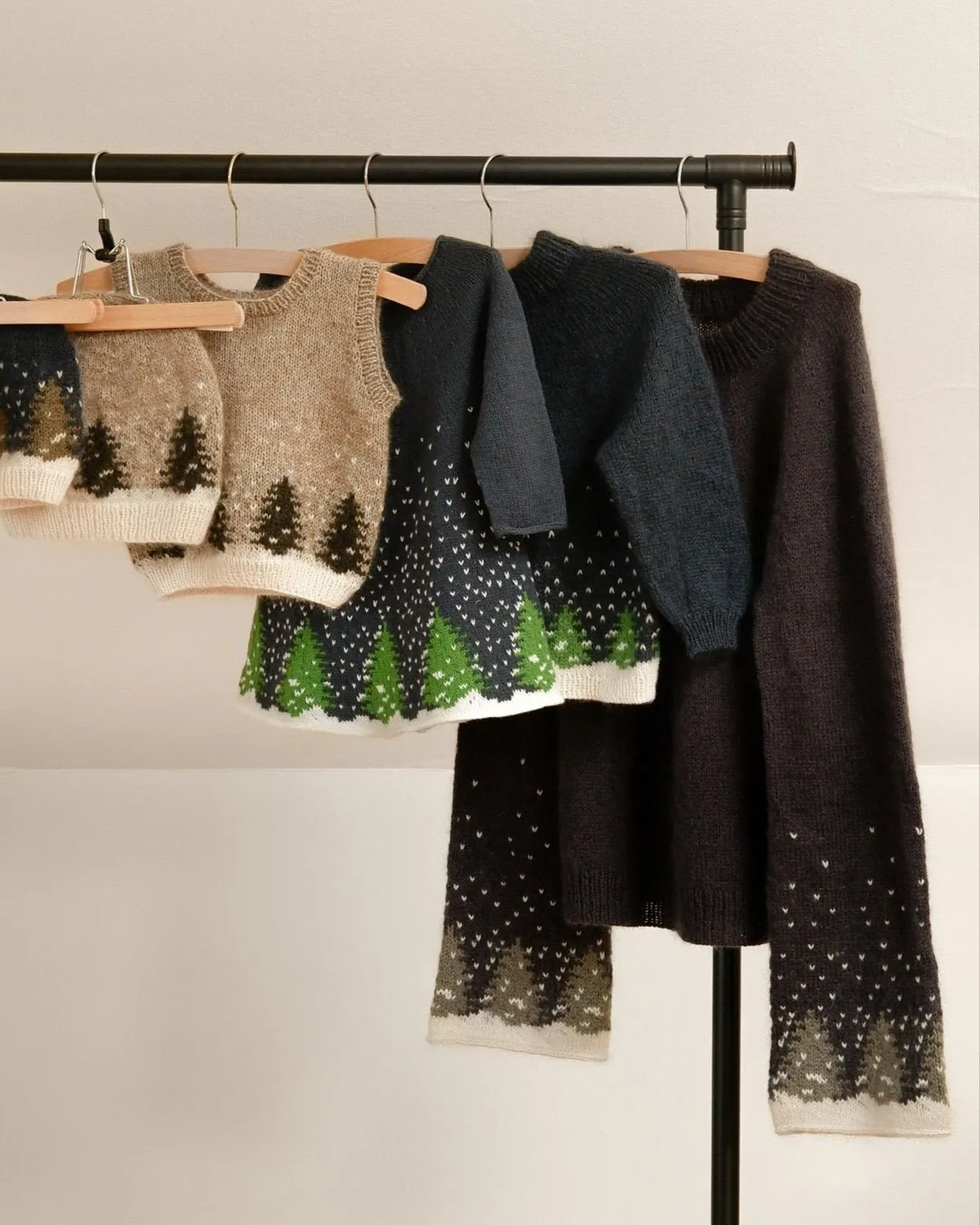 Knitting for Olive Snow Vest Strickanleitung Kinderweste