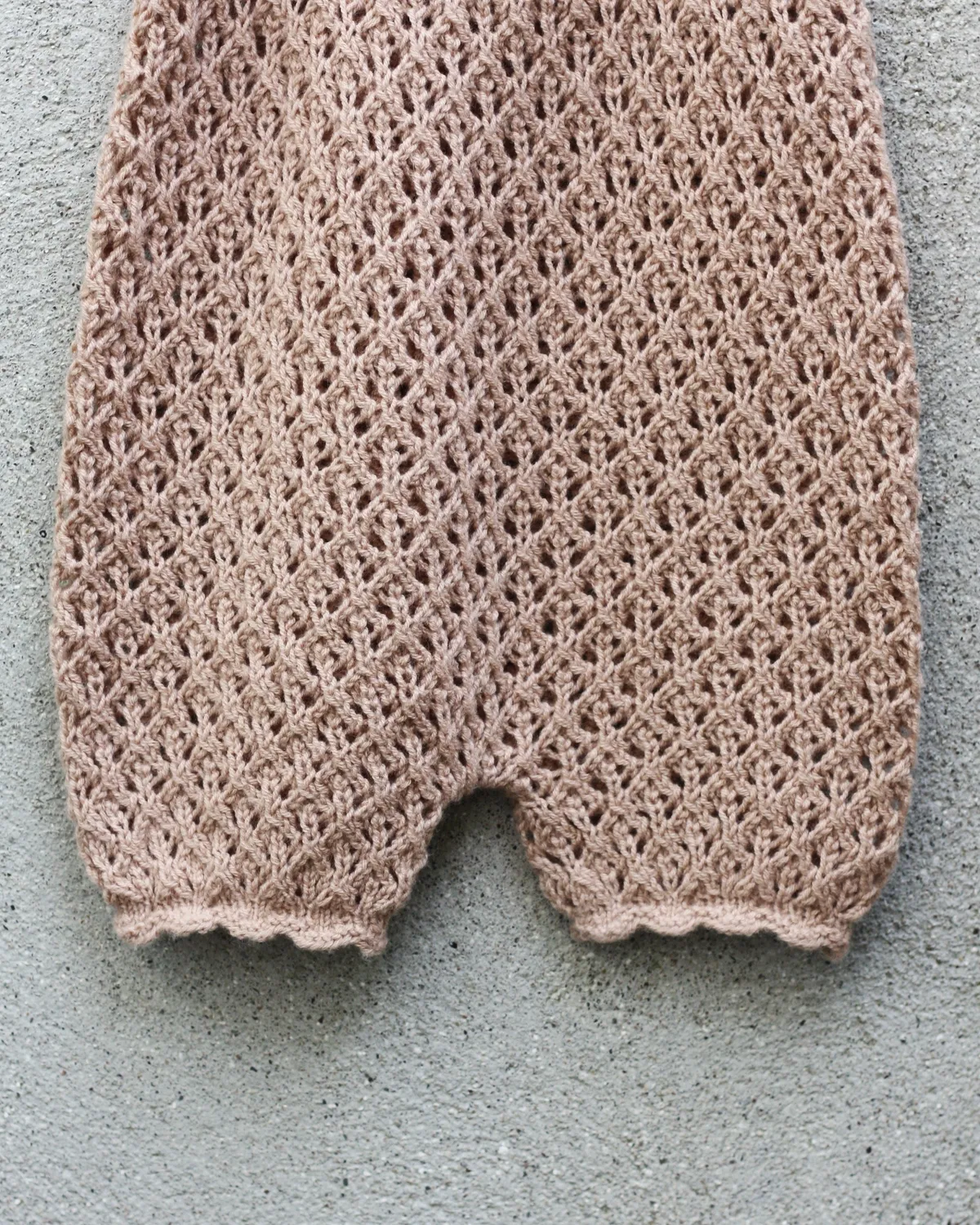 Knitting for Olive Uma SummerSuit Strickanleitung Deutsch Lochmuster