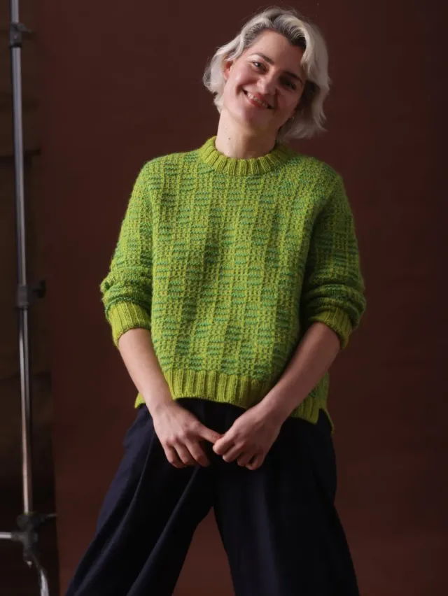 John Arbon Anjou Jumper Strickkit Yarnadelic Toxic Pullover