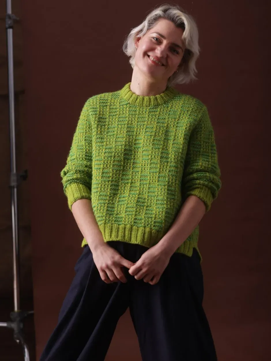 John Arbon Anjou Jumper Strickkit Yarnadelic Toxic Pullover
