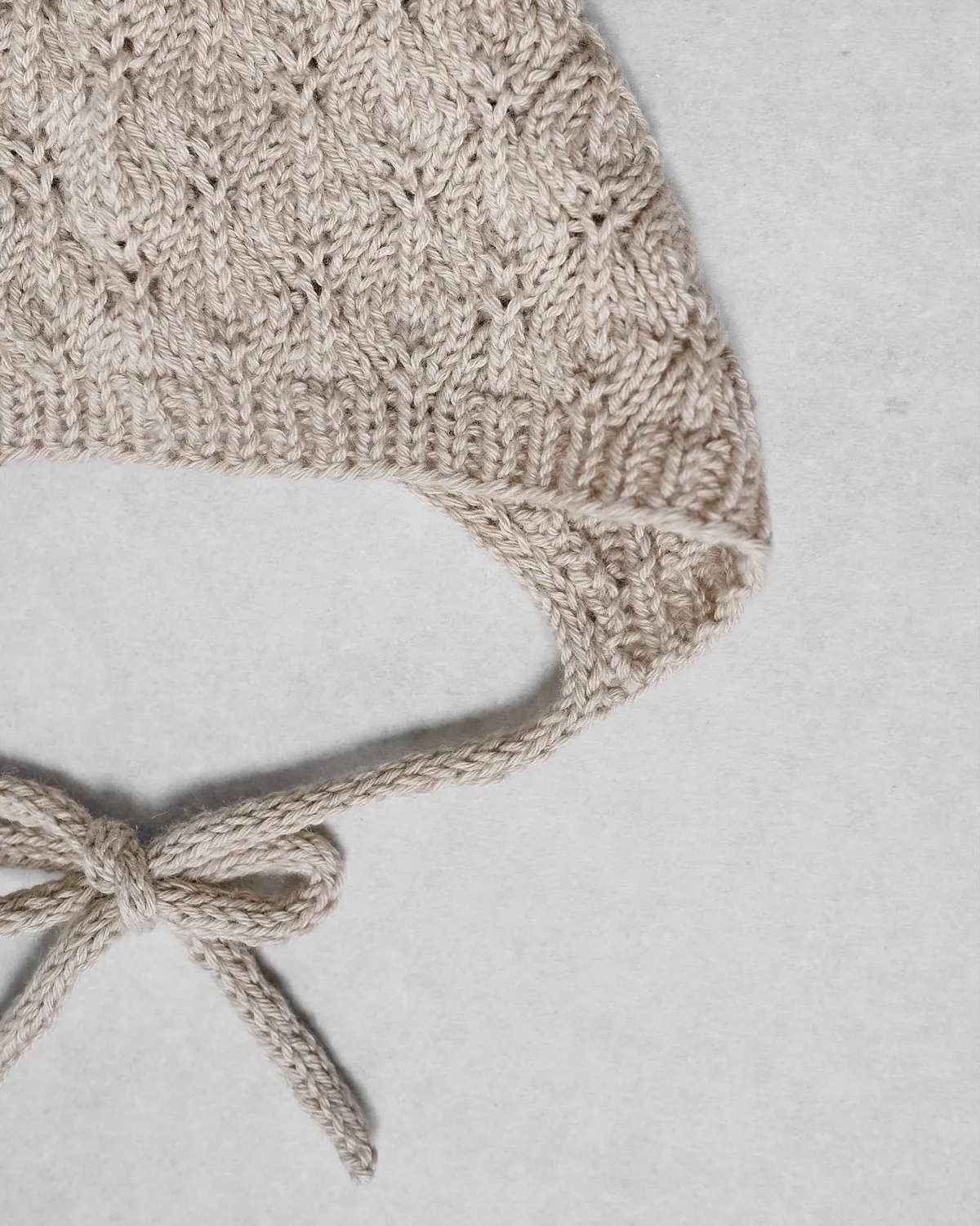 Knitting for Olive Olive Bonnet Babyhäubchen Anleitung