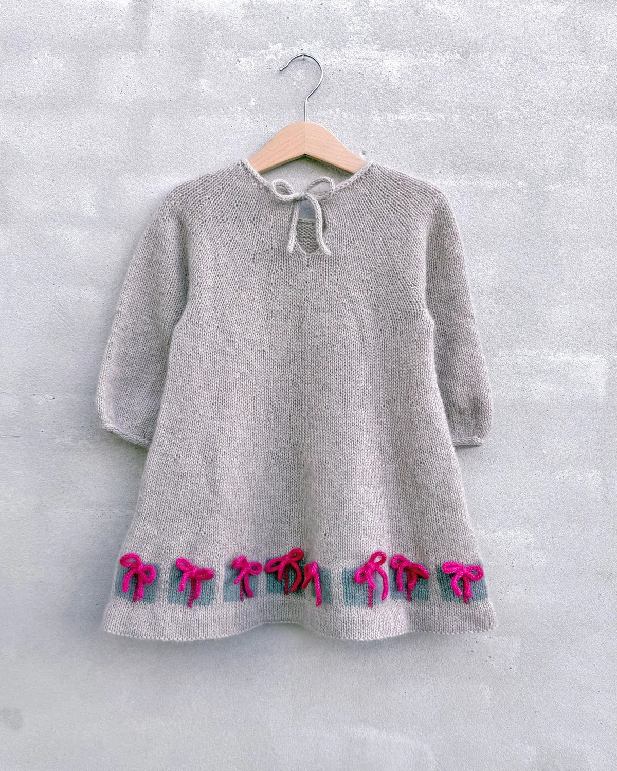 Knitting for Olive Christmas Morning Dress Anleitung deutsch 1-8J
