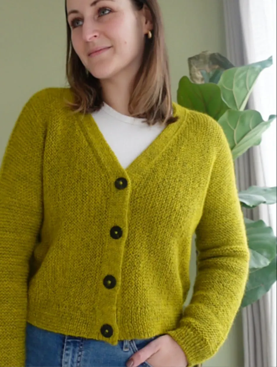 John Arbon Midland Cardigan Strickkit Golden Knob Gr.1-3 Wolle