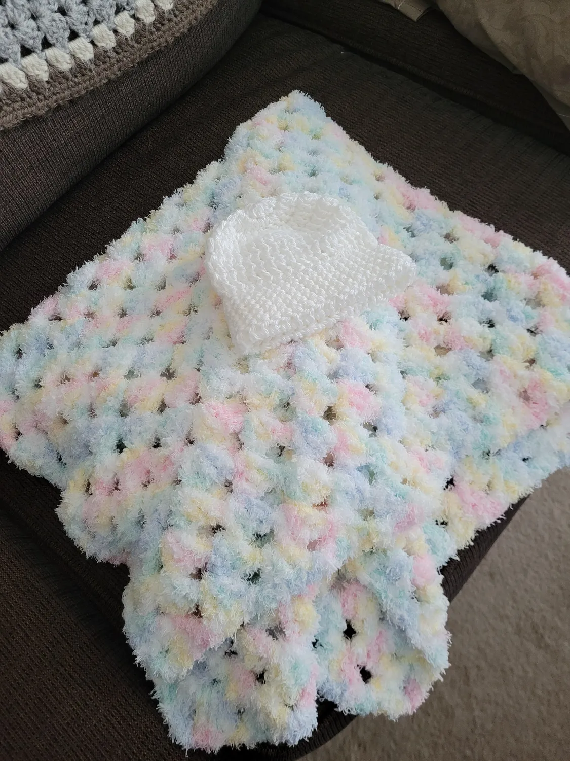Bernat Pipsqueak Garn Flauschgarn Babydecke Chenille