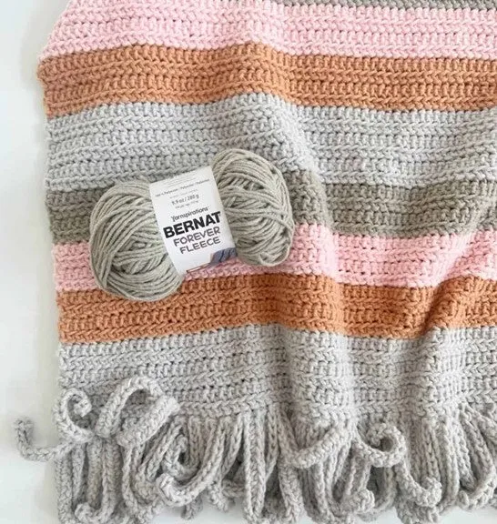 Bernat Forever Fleece Wollbox 4 Knäuel Super Bulky