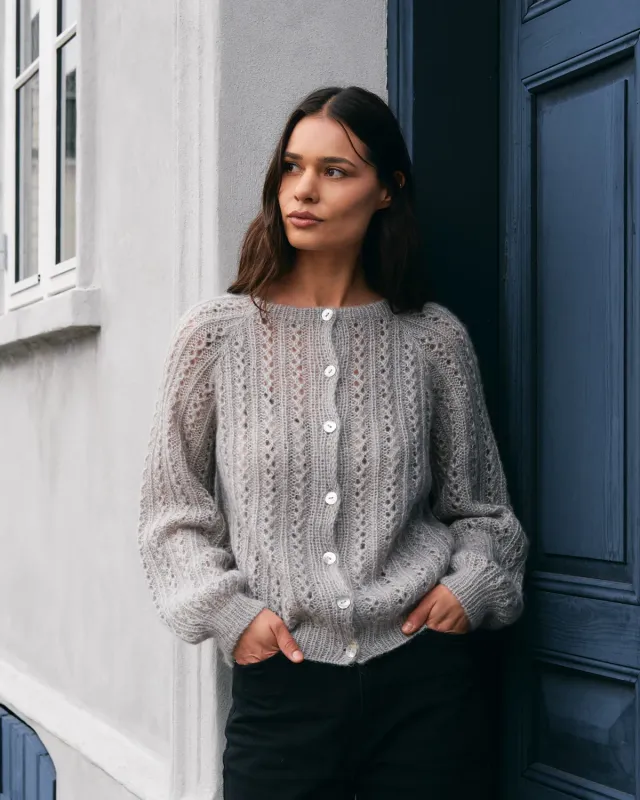 Knitting for Olive Waffle Cardigan Strickanleitung Deutsch Lochmuster