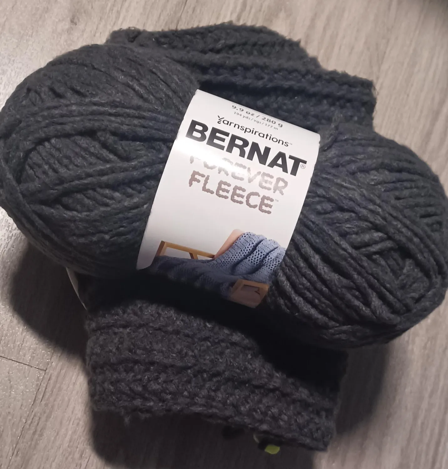 Bernat Forever Fleece Garn flauschig gebürstet