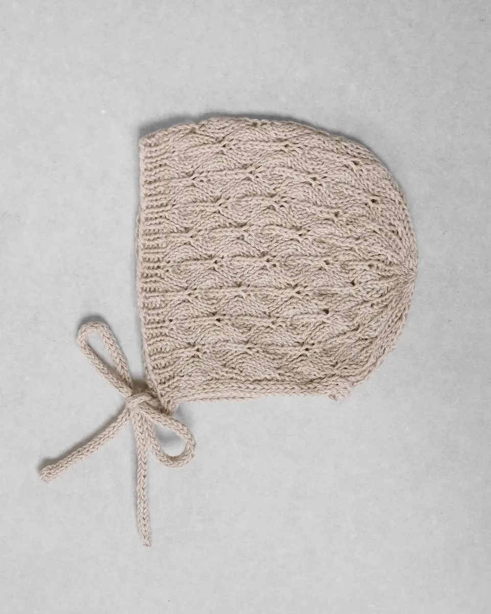 Knitting for Olive Olive Bonnet Babyhäubchen Anleitung