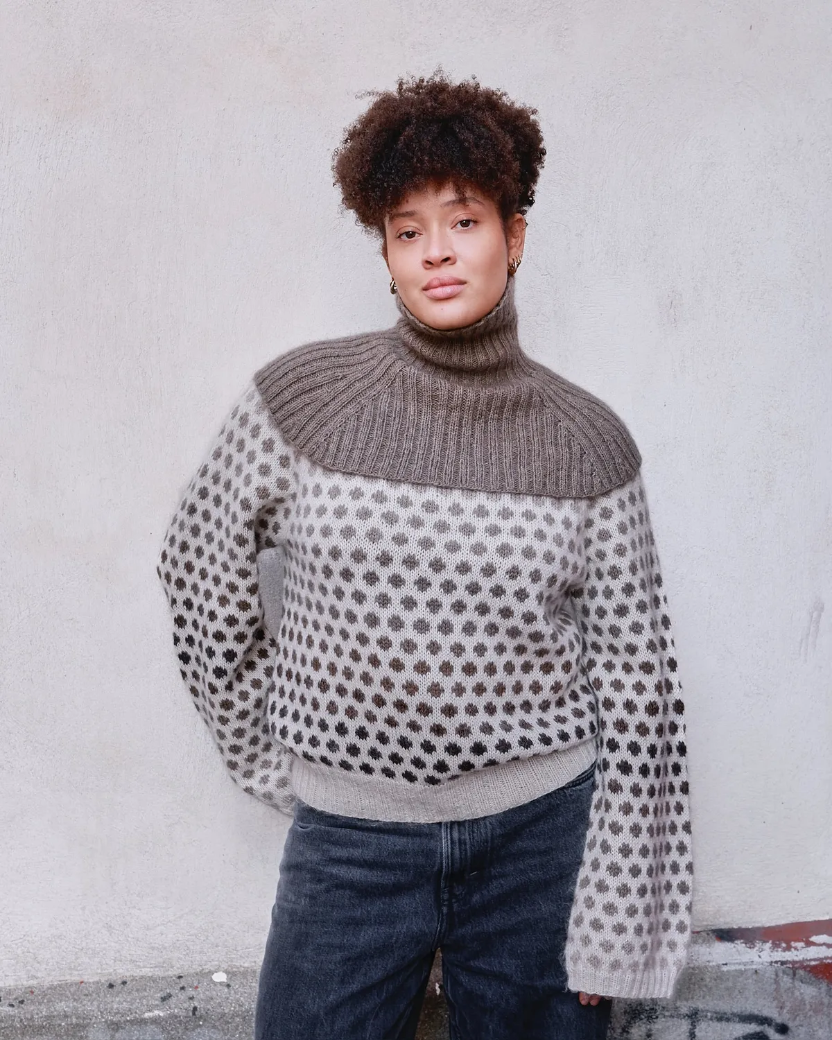 Nordhavn Cape Anleitung deutsch Poncho Rollkragen Rippenmuster