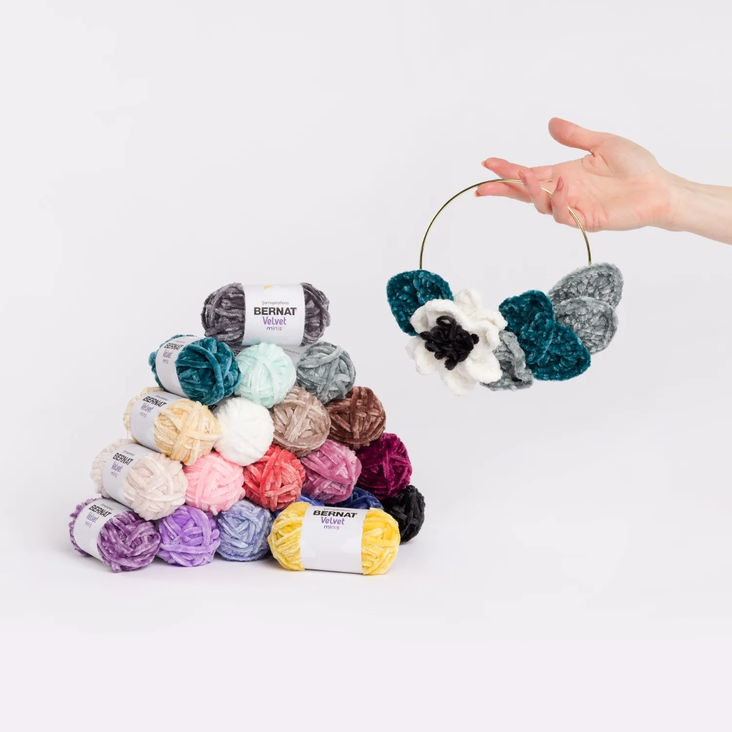 Bernat Velvet Minis Pack Samtgarn 700g Classic 20 Miniknäuel Chenille