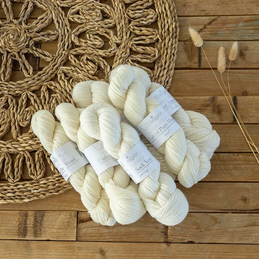 Scheepjes Nakid Basolan 005 Wolle Weiß 100g 120m Chunky