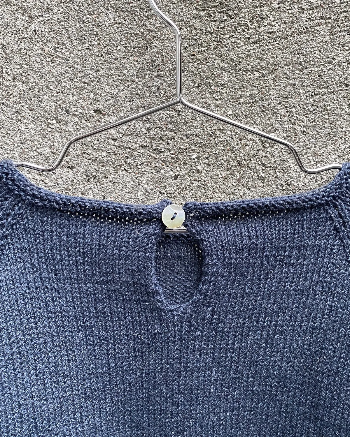 Knitting for Olive Agnes Blouse Anleitung Kinder Rüsche