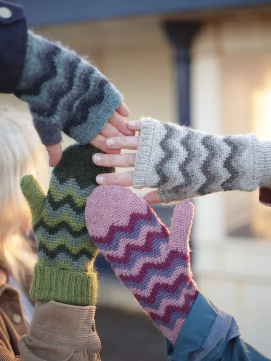 John Arbon Annual Brixham Mitts Häkelkit Cool Blues