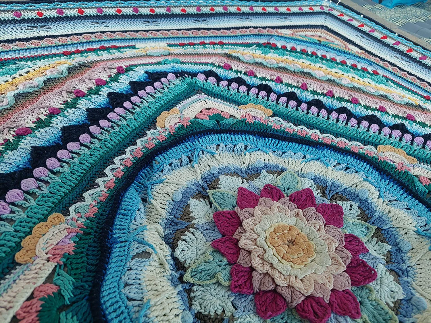 Scheepjes Sophie's Universe Buch Häkelanleitung