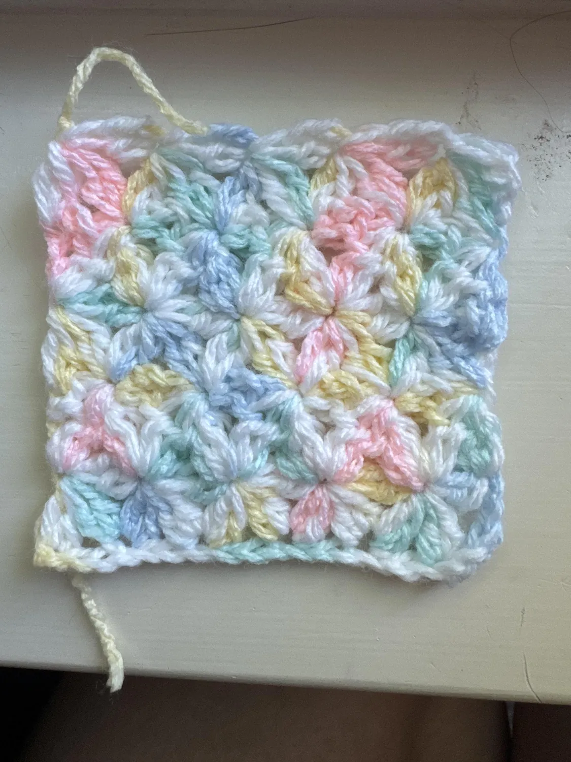 Bernat Softee Baby Variegates Babywolle zarte Ombréfarben