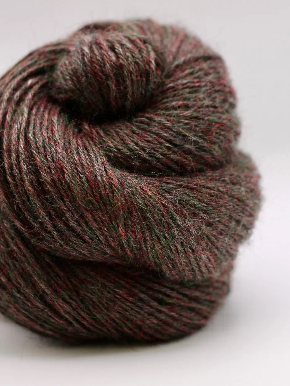 John Arbon Eyelet Pullover Strickkit The Beast Gr. 1-2