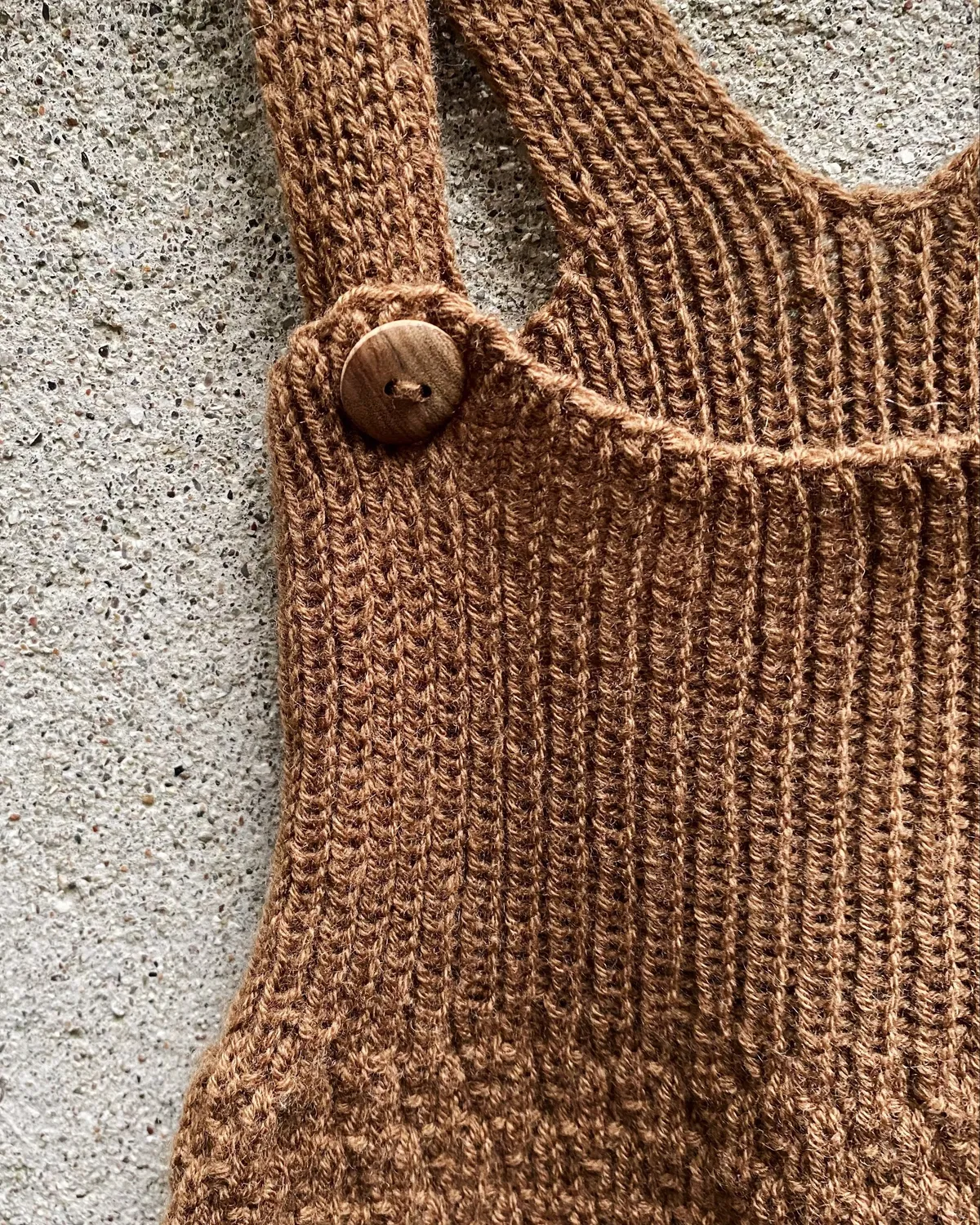 Knitting for Olive Uni Suit Strickanleitung Deutsch Babystrampler