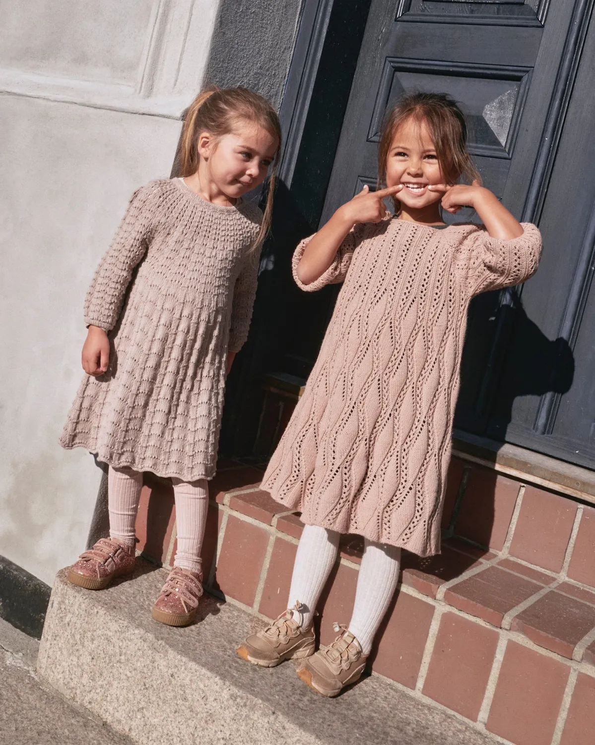 Knitting for Olive Barbroe Dress Strickanleitung deutsch Lochmuster