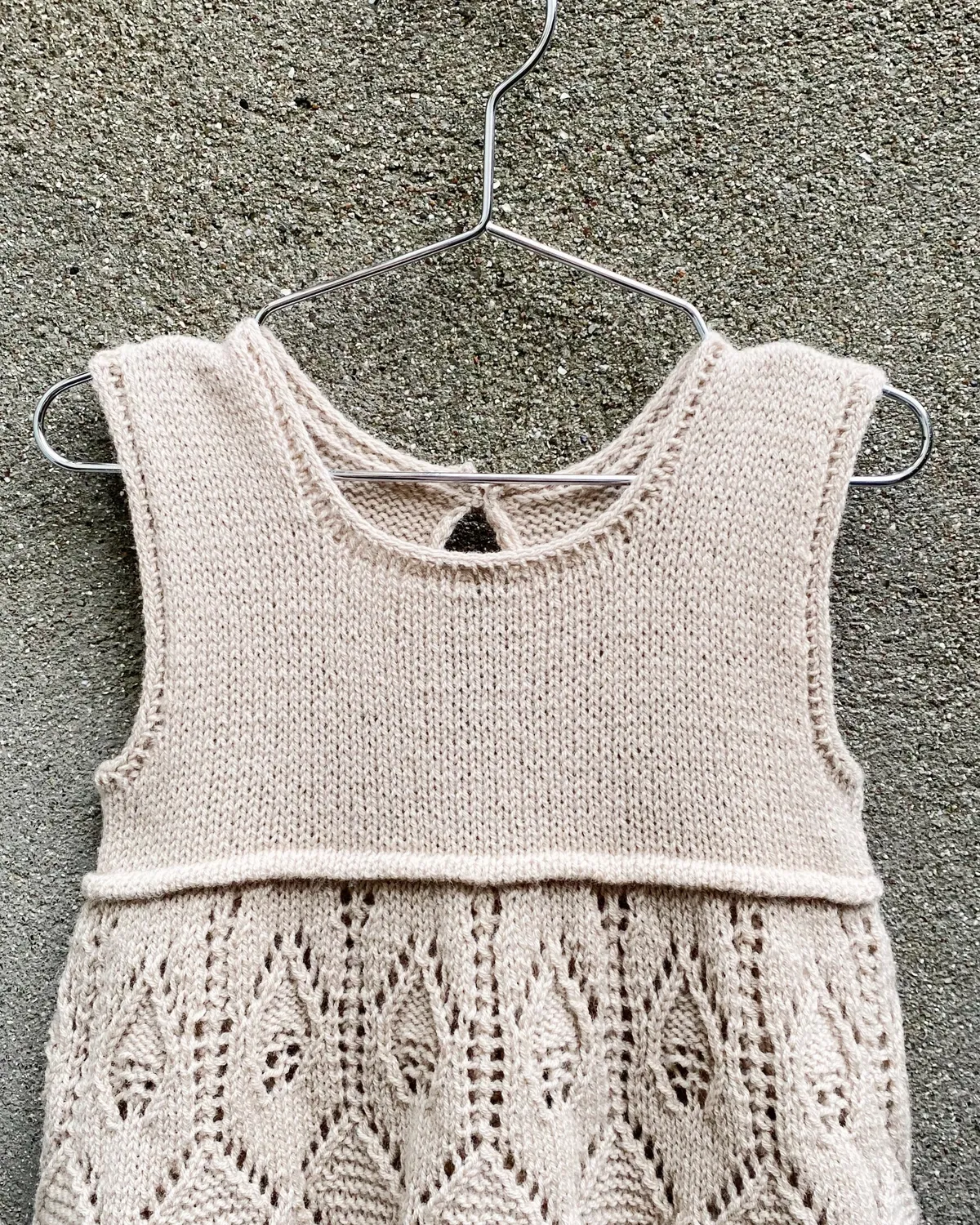 Knitting for Olive Lace Dress Strickanleitung 1-6 Jahre