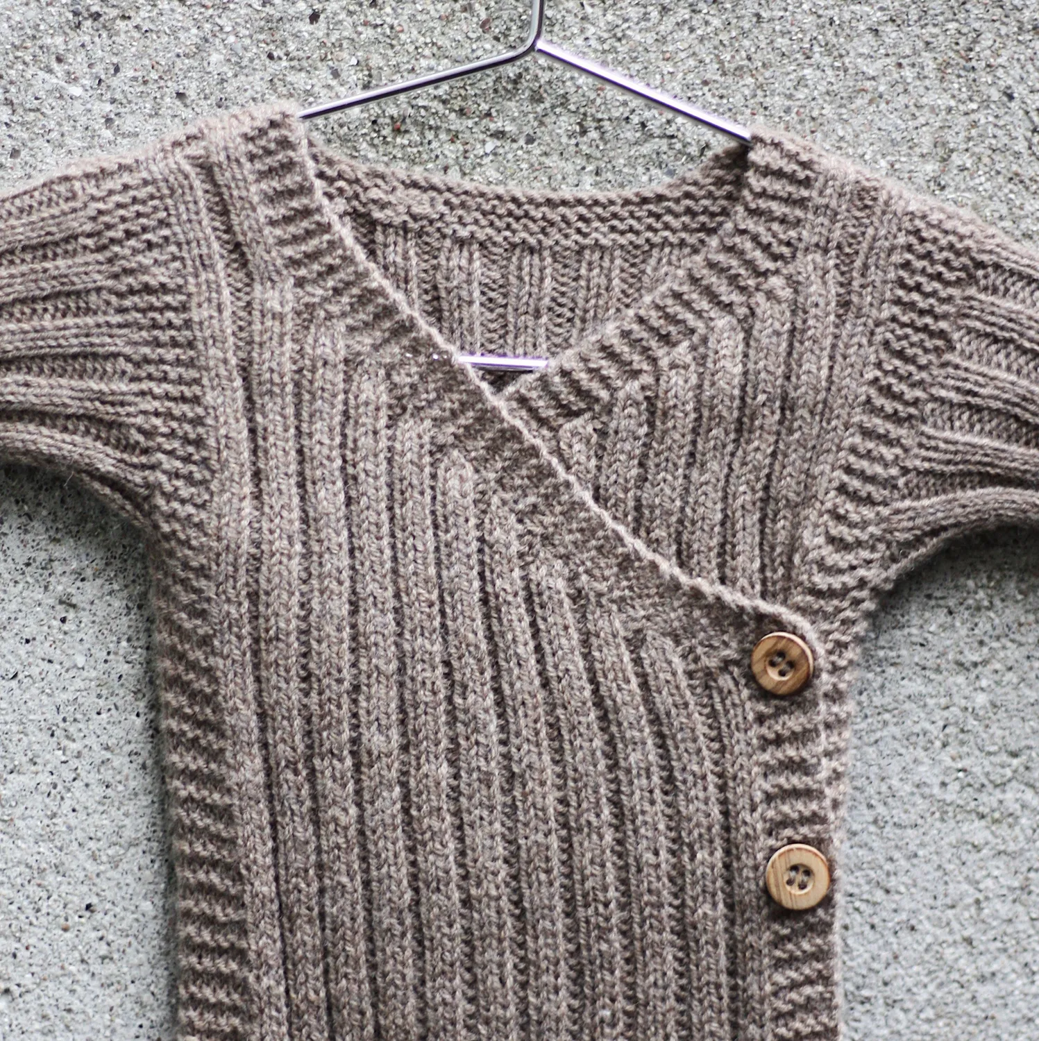 Knitting for Olive Ribbed Jumpsuit Anleitung Deutsch 1-18 Monate