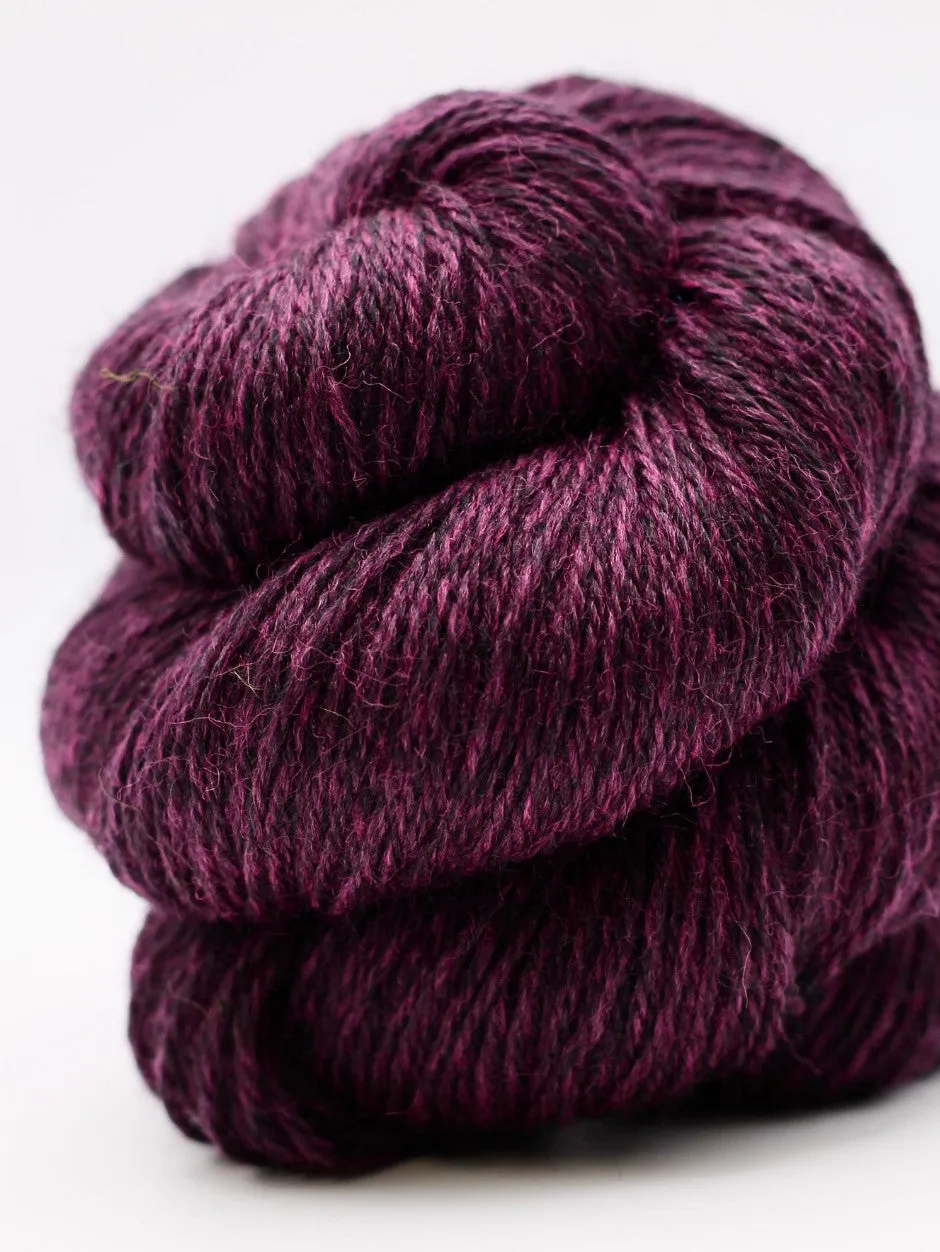 John Arbon Song of Avalon Loop-Strickset Kiss Zopfmuster warm