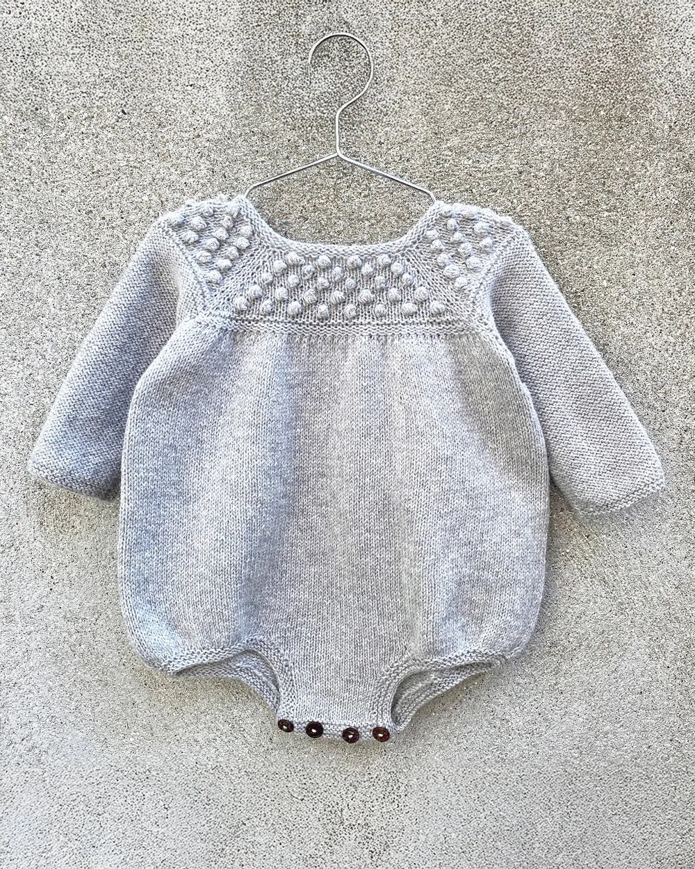 Knitting for Olive Roxy Romper Strickanleitung Deutsch 6-24 M