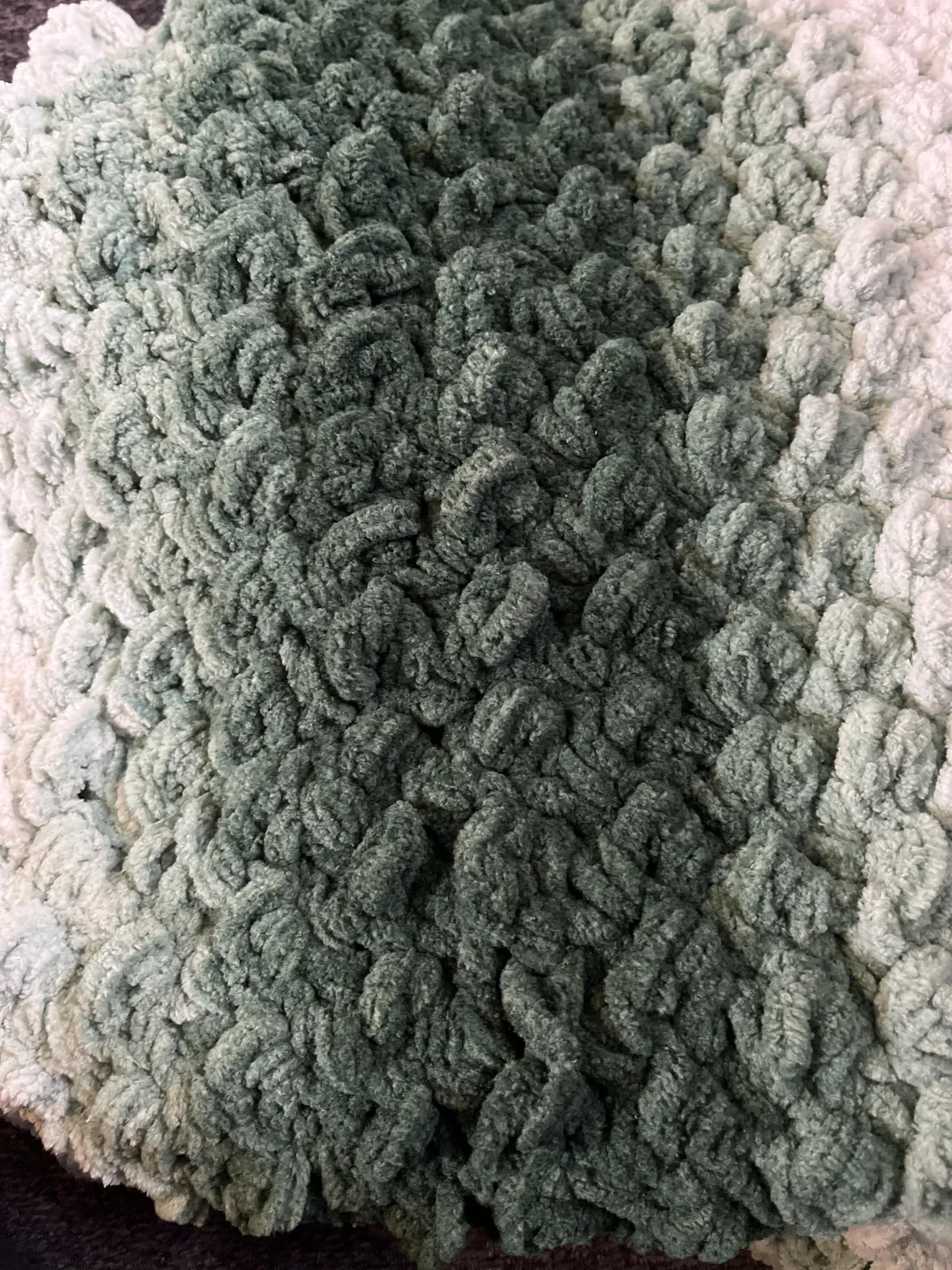 Bernat Blanket Perfect Phasing Chenillegarn 300g Verlauf