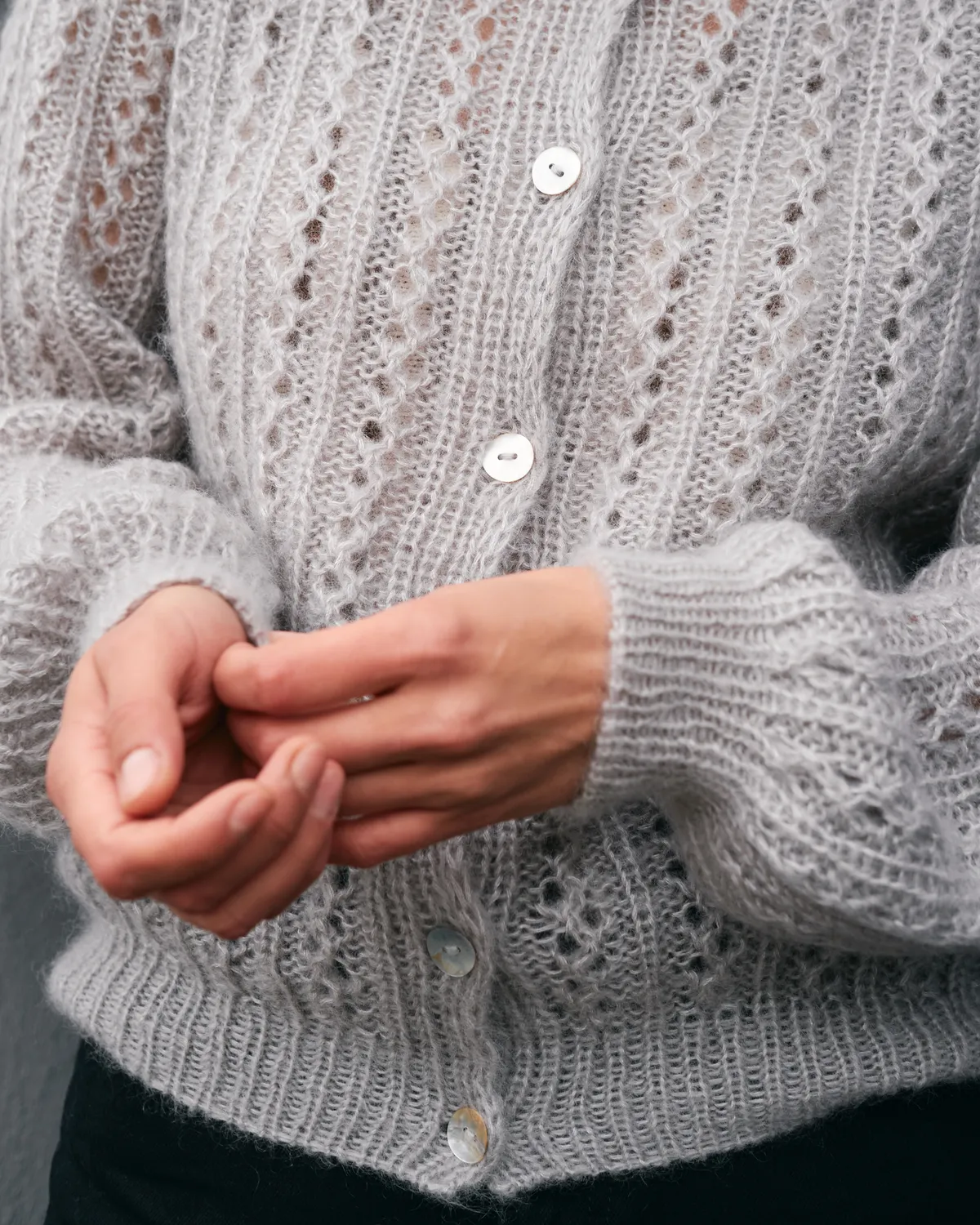 Knitting for Olive Waffle Cardigan Strickanleitung Deutsch Lochmuster